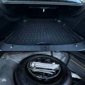 Mercedes-Benz E 350 * Панорама* BlindSpot* LineAssist* , снимка 15