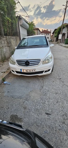Mercedes-Benz B 200 
