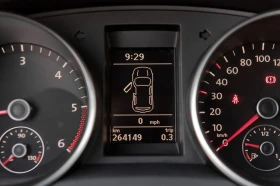 VW Golf 2.0 TDI  - 5800 € / 11343.81 лв. - 27335557 10