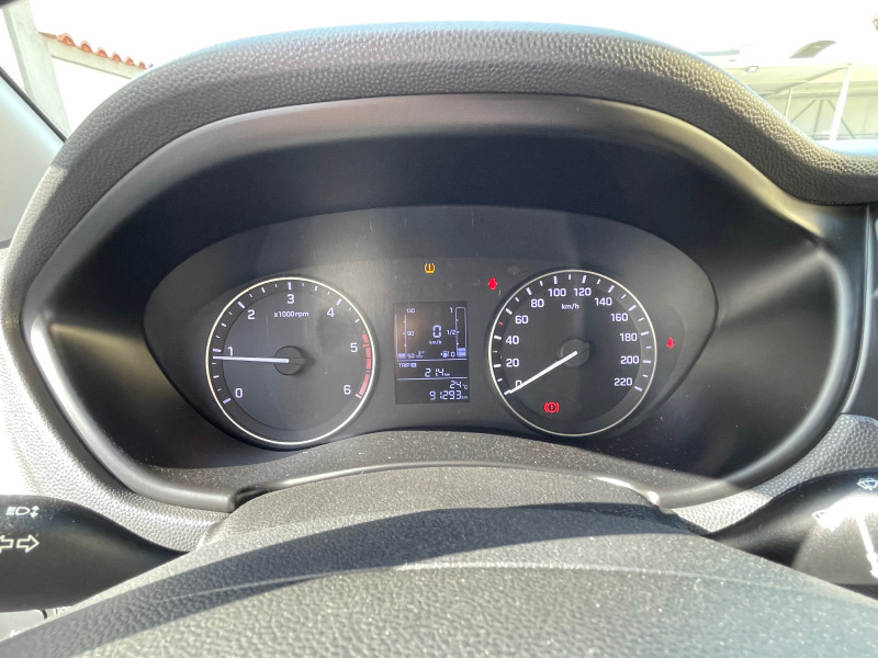 Hyundai I20 1.1 CRDI Euro 6, снимка 11 - Автомобили и джипове - 46355786