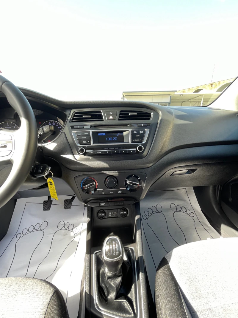 Hyundai I20 1.1 CRDI Euro 6, снимка 13 - Автомобили и джипове - 46355786