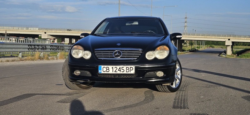 Mercedes-Benz C 200, снимка 1 - Автомобили и джипове - 46173677