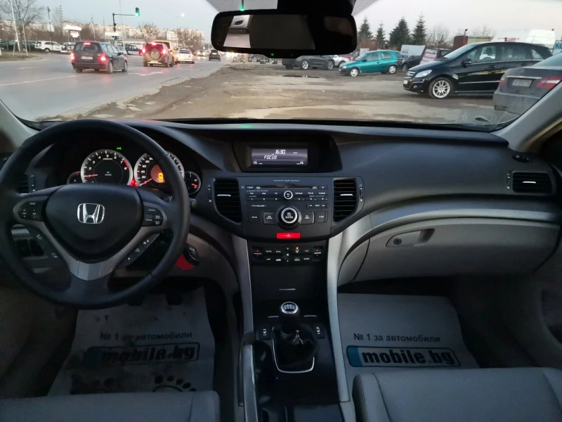 Honda Accord 2.4i/201к.с./КОЖА/УНИКАТ, снимка 15 - Автомобили и джипове - 47936962