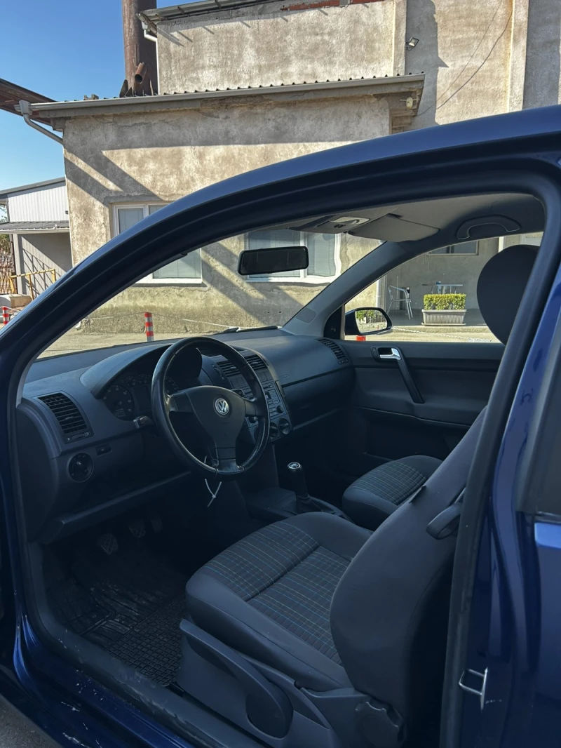 VW Polo IV, снимка 7 - Автомобили и джипове - 52890100