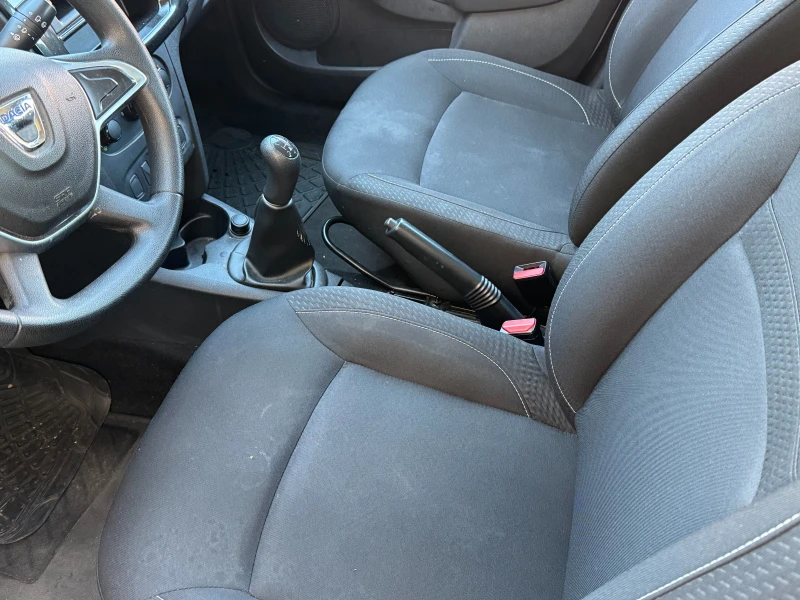 Dacia Sandero, снимка 15 - Автомобили и джипове - 52450925