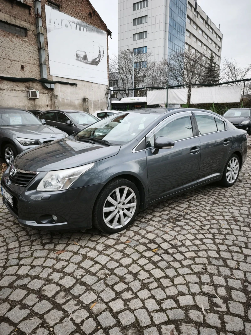 Toyota Avensis 2.0 Бензин/Авоматик, снимка 2 - Автомобили и джипове - 52669020