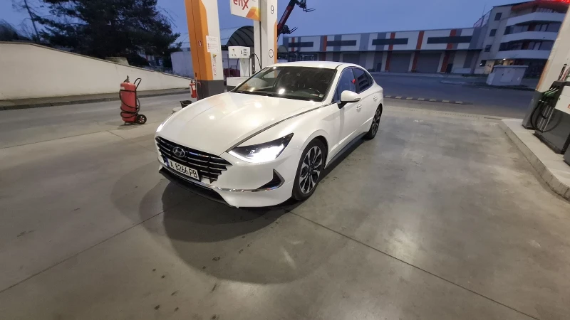 Hyundai Sonata 2.0 ТОП, снимка 3 - Автомобили и джипове - 52859500