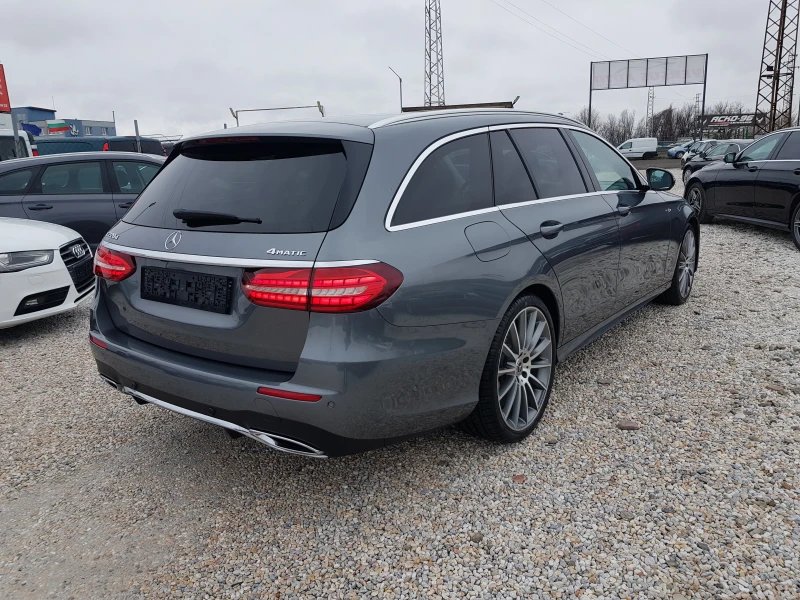 Mercedes-Benz E 220 D 4matic AMG FACELIFT /01/2022 г. ЛИЗИНГ, снимка 4 - Автомобили и джипове - 53415679