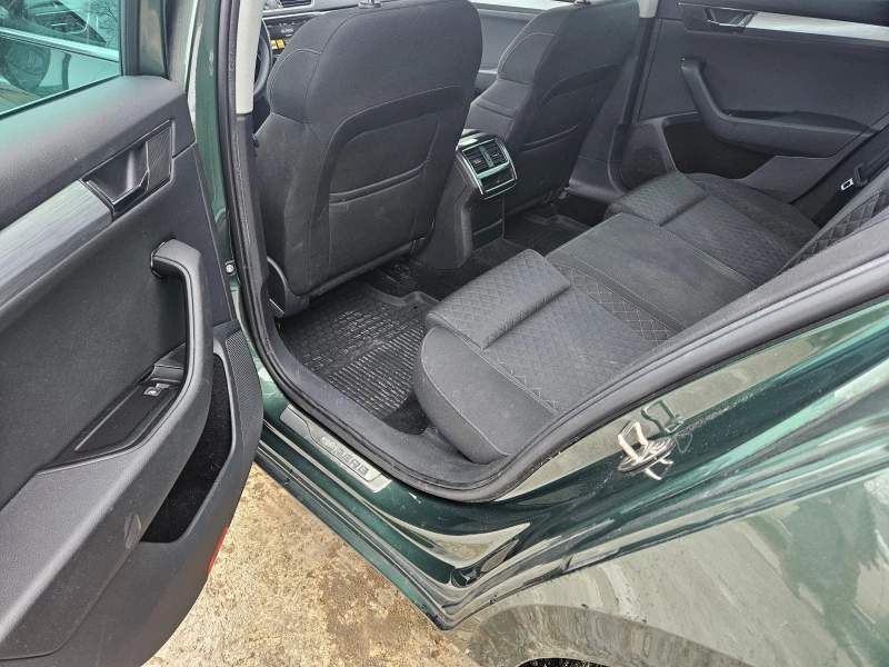 Skoda Superb 2.0 150HP, снимка 9 - Автомобили и джипове - 53467858