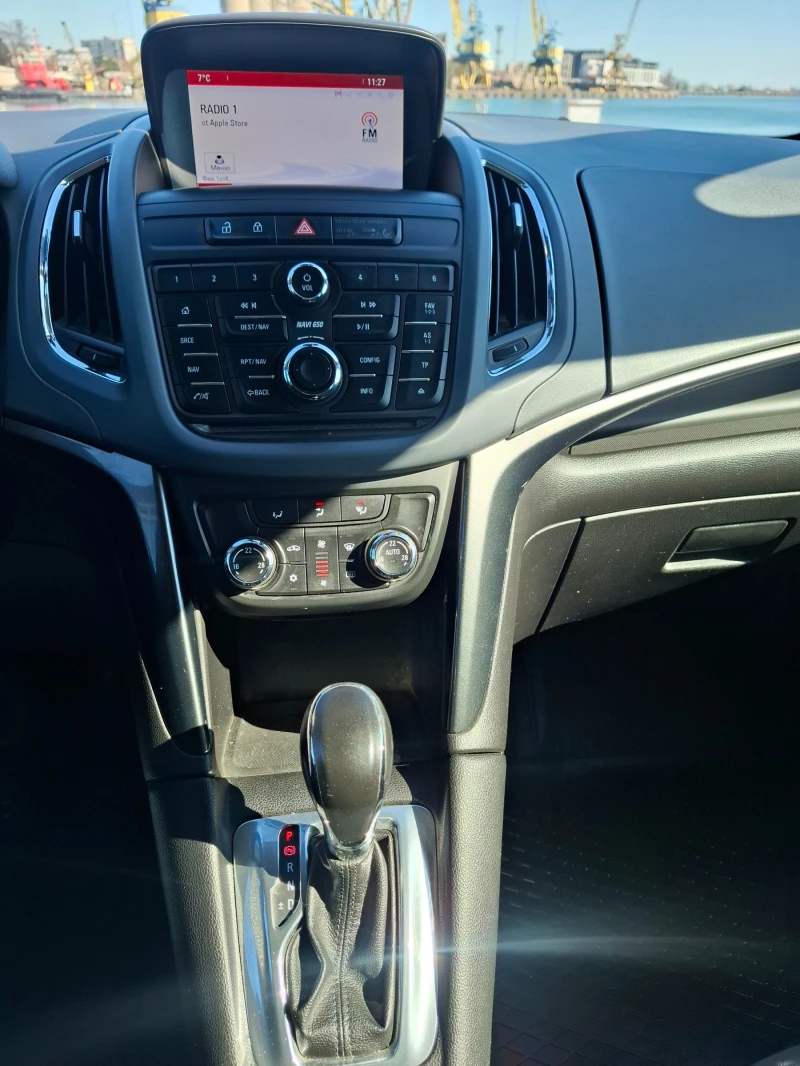 Opel Zafira таурер, снимка 8 - Автомобили и джипове - 53594841