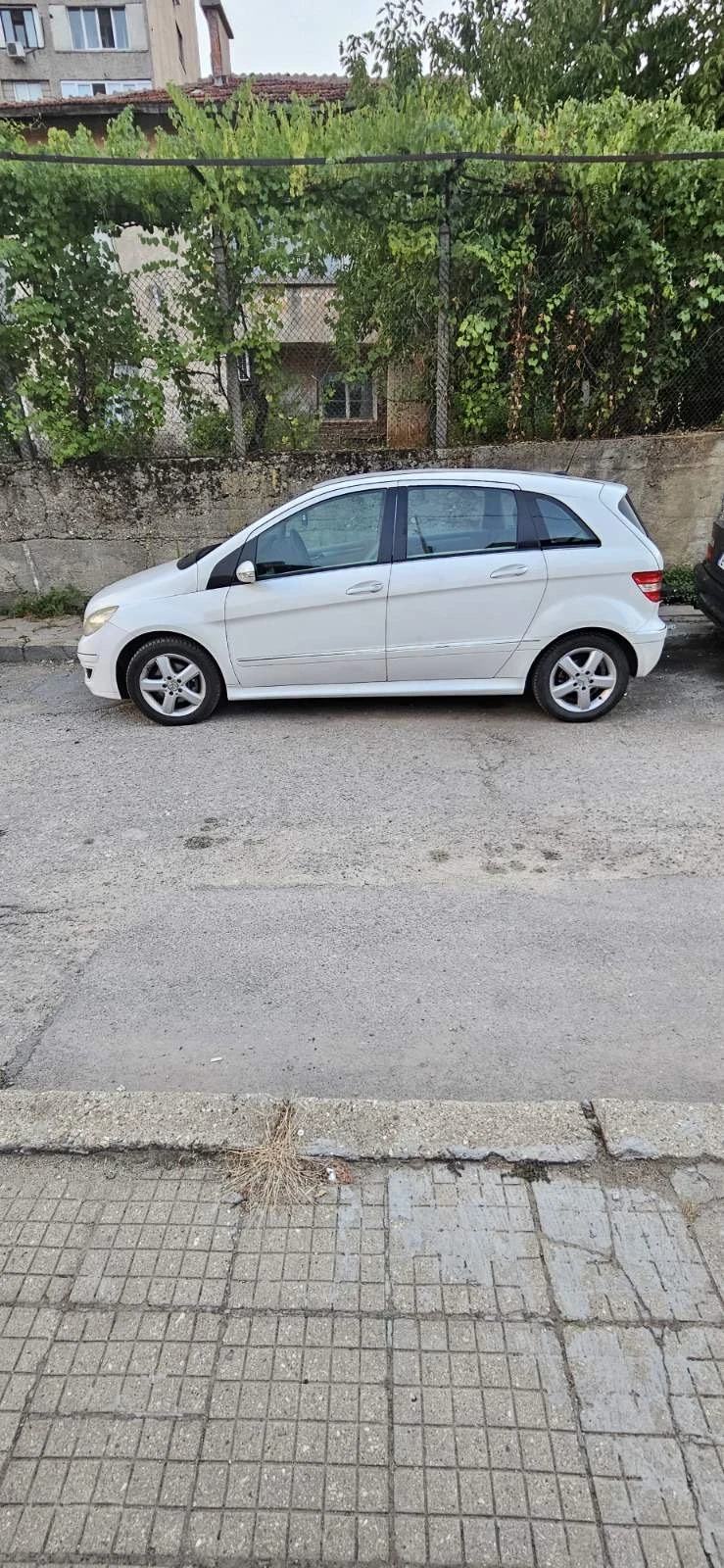 Mercedes-Benz B 200, снимка 3 - Автомобили и джипове - 52268137