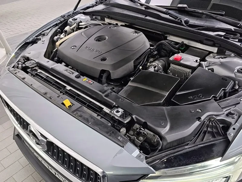 Volvo V60 CC T5 PRO AWD , снимка 6 - Автомобили и джипове - 55562513