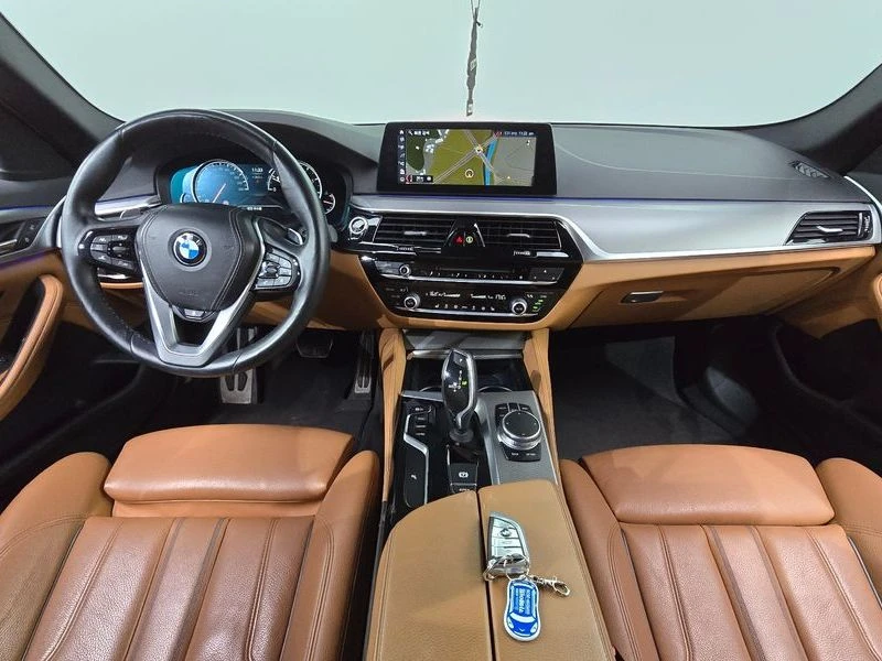 BMW 530 530i M Sport Package| 252к.с.| ВКЛ.ТЕХНОТЕСТ, снимка 7 - Автомобили и джипове - 55612400