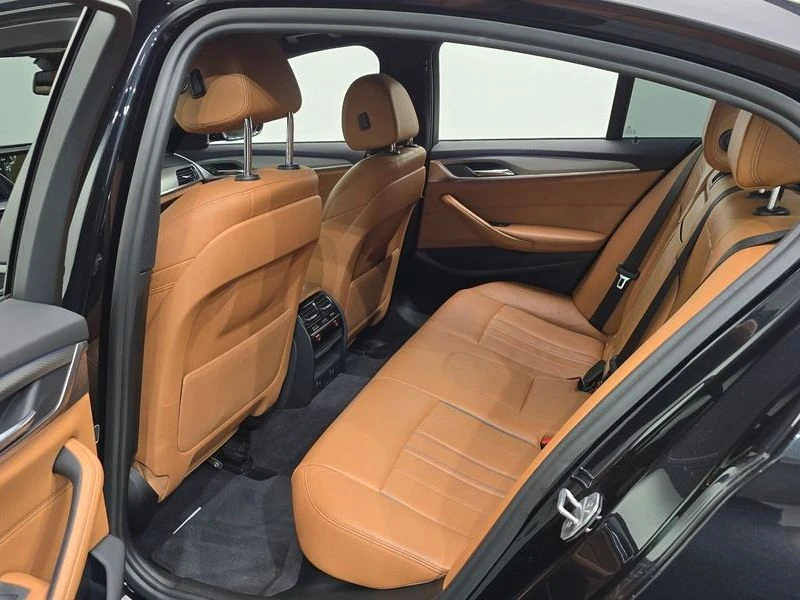 BMW 530 530i M Sport Package| 252к.с.| ВКЛ.ТЕХНОТЕСТ, снимка 11 - Автомобили и джипове - 55612400