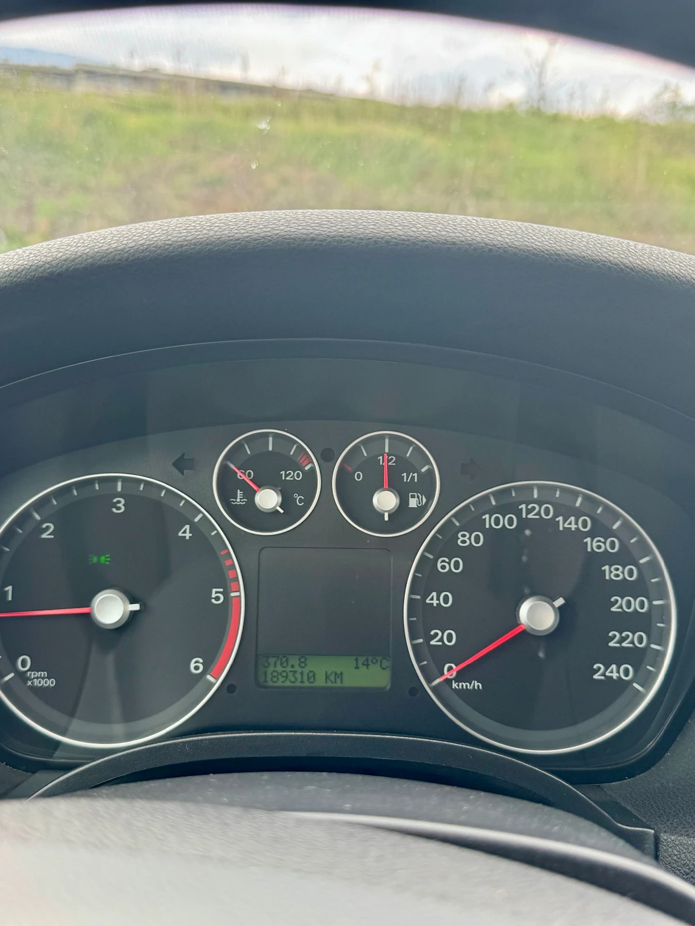 Ford Focus  1.6 TDCI ПОДГРЕВ - изображение 9