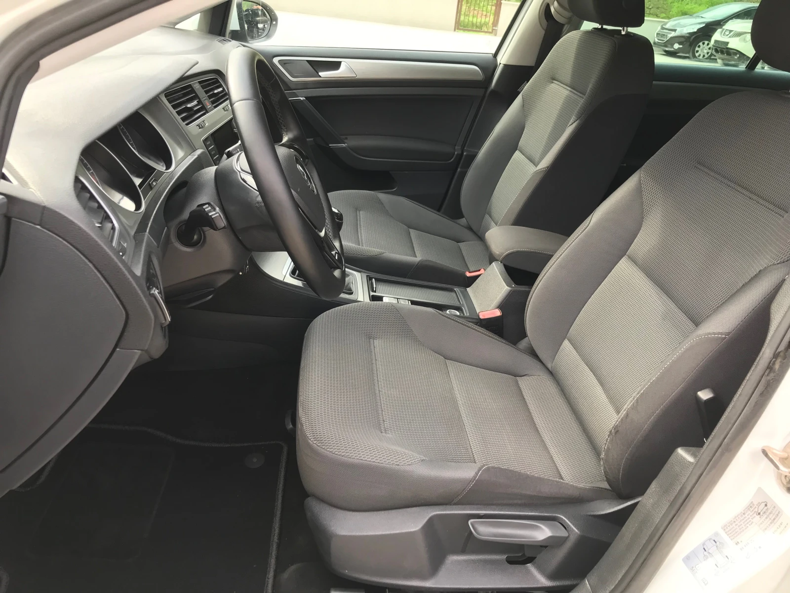 VW Golf 1, 6tdi.90k.Evro 5b - изображение 10