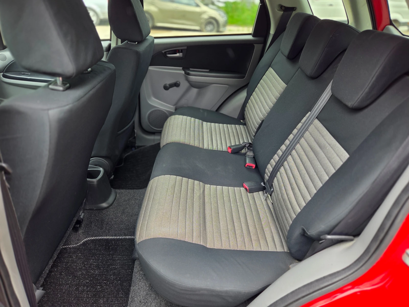 Suzuki SX4 1.6TD 90к.с. - изображение 4