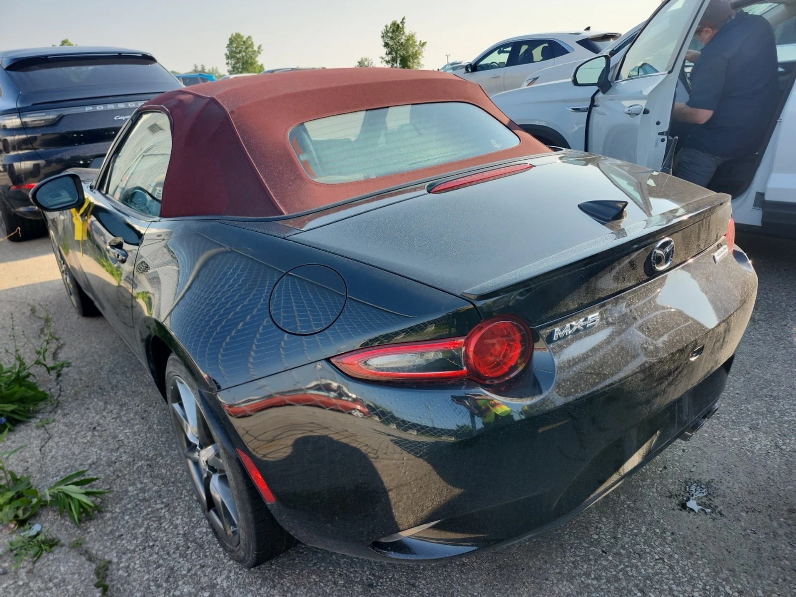 Mazda Mx-5 * MANUAL * CARFAX * ОПЦИЯ ЗА ФИНАНСИРАНЕ  - изображение 2