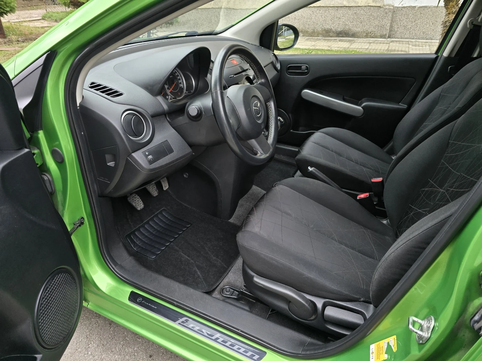 Mazda 2   107000.4.  | Mobile.bg   10