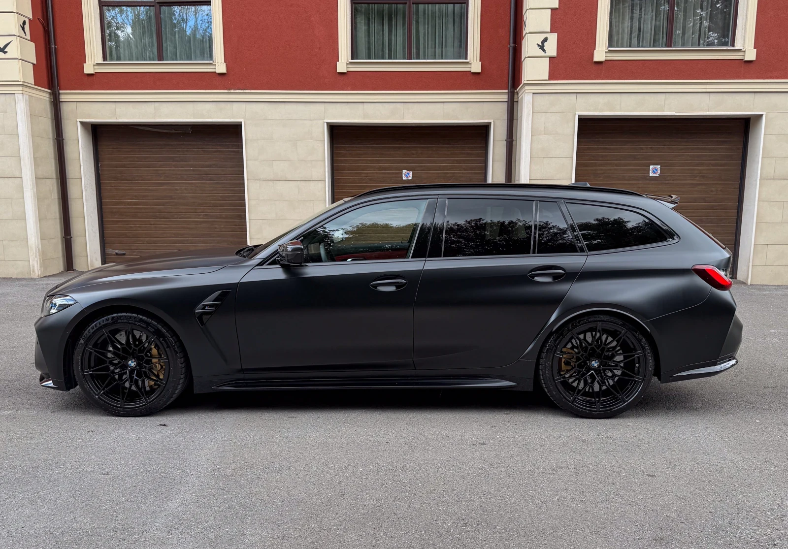 BMW M3 Competition* xDrive* Touring* FrozenBlack* Ceramic - изображение 7