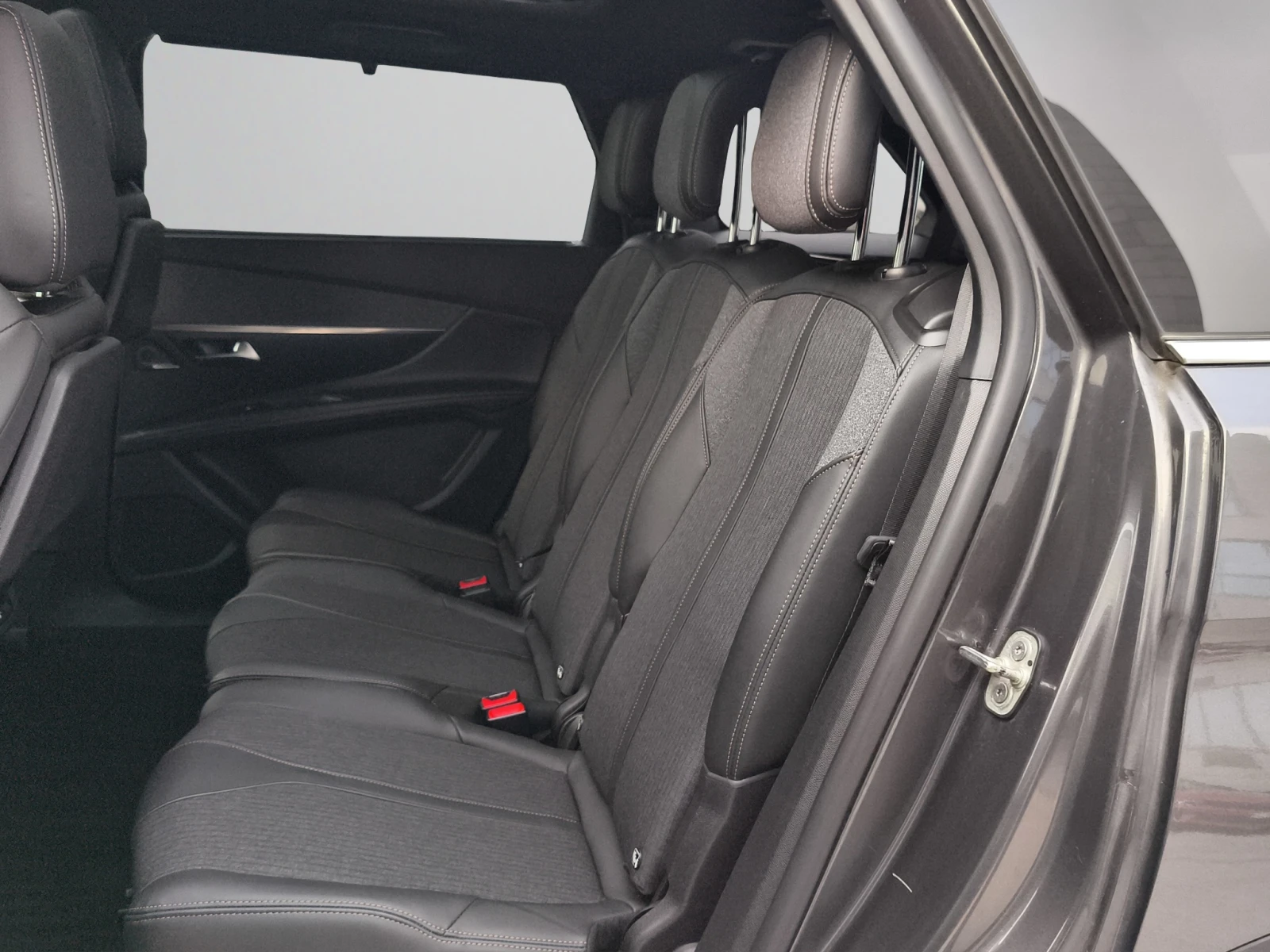 Peugeot 5008 NEW GT LINE 1.5 BlueHDI 130 ЕАТ8 E6 // 2008R16, снимка 12 - Автомобили и джипове - 53720685