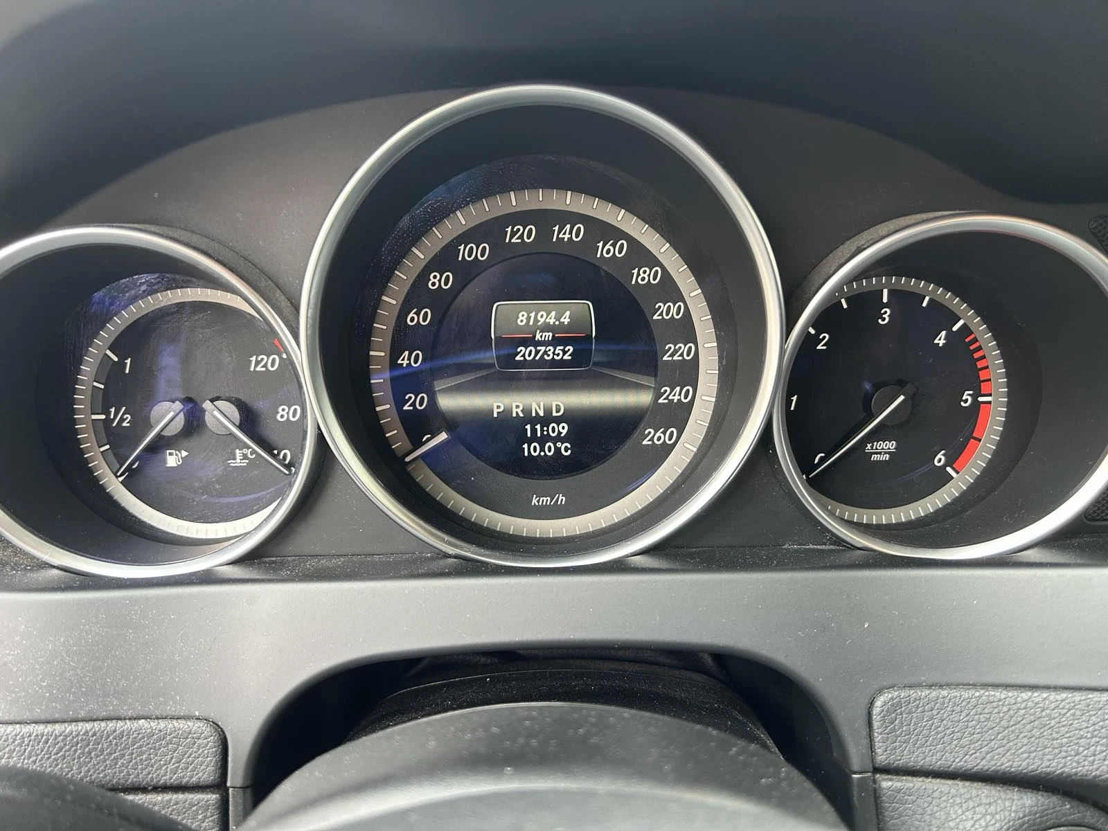 Mercedes-Benz C 200, снимка 8 - Автомобили и джипове - 53757560