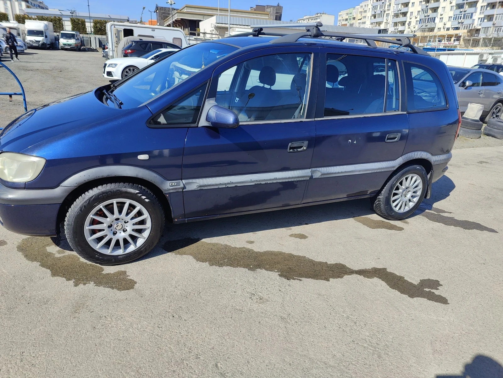 Opel Zafira 1.8 16V Бензин+ Газ, снимка 5 - Автомобили и джипове - 53813940