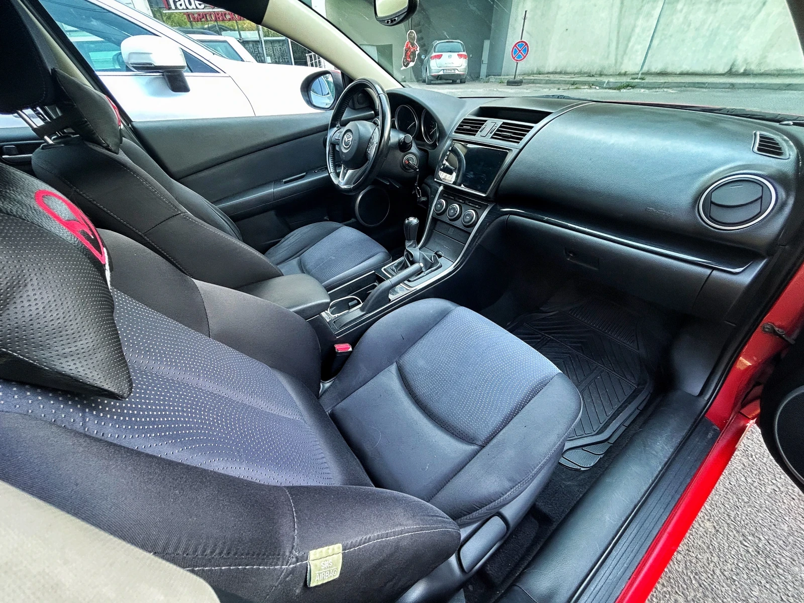 Mazda 6 2.0, снимка 6 - Автомобили и джипове - 53833342