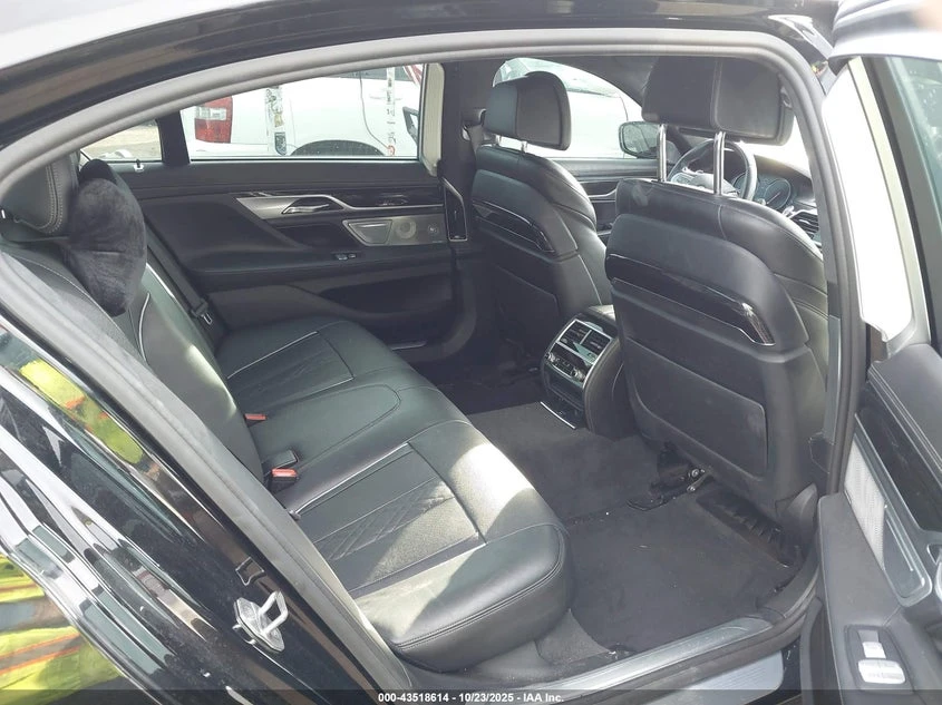 BMW 750 * XDRIVE* M-PACK*  | Mobile.bg � ����������� 5