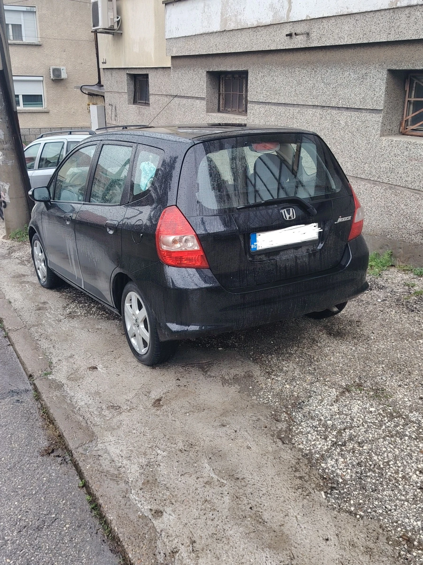 Honda Jazz, снимка 2 - Автомобили и джипове - 54022999