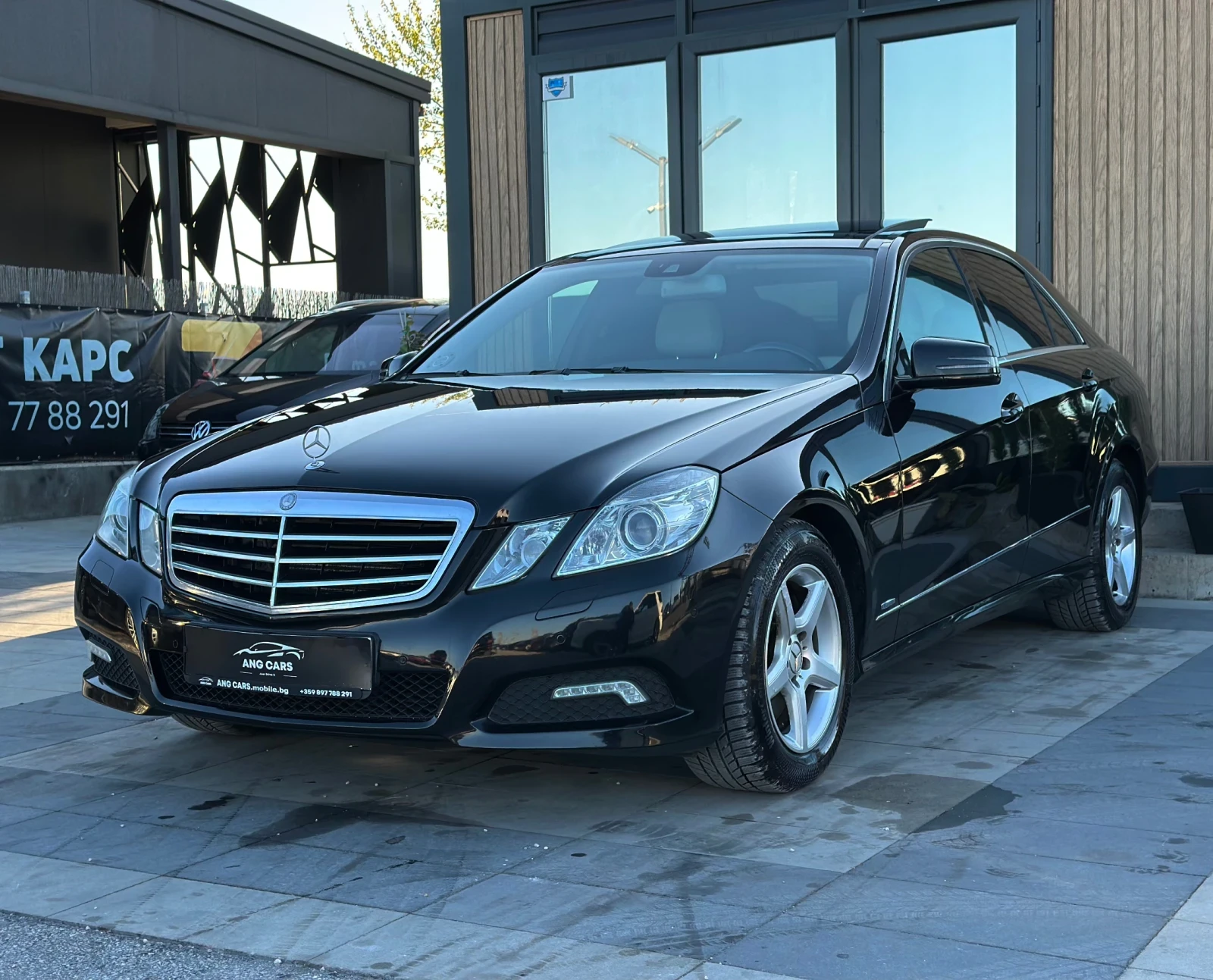 Mercedes-Benz E 350 * Панорама* BlindSpot* LineAssist* 