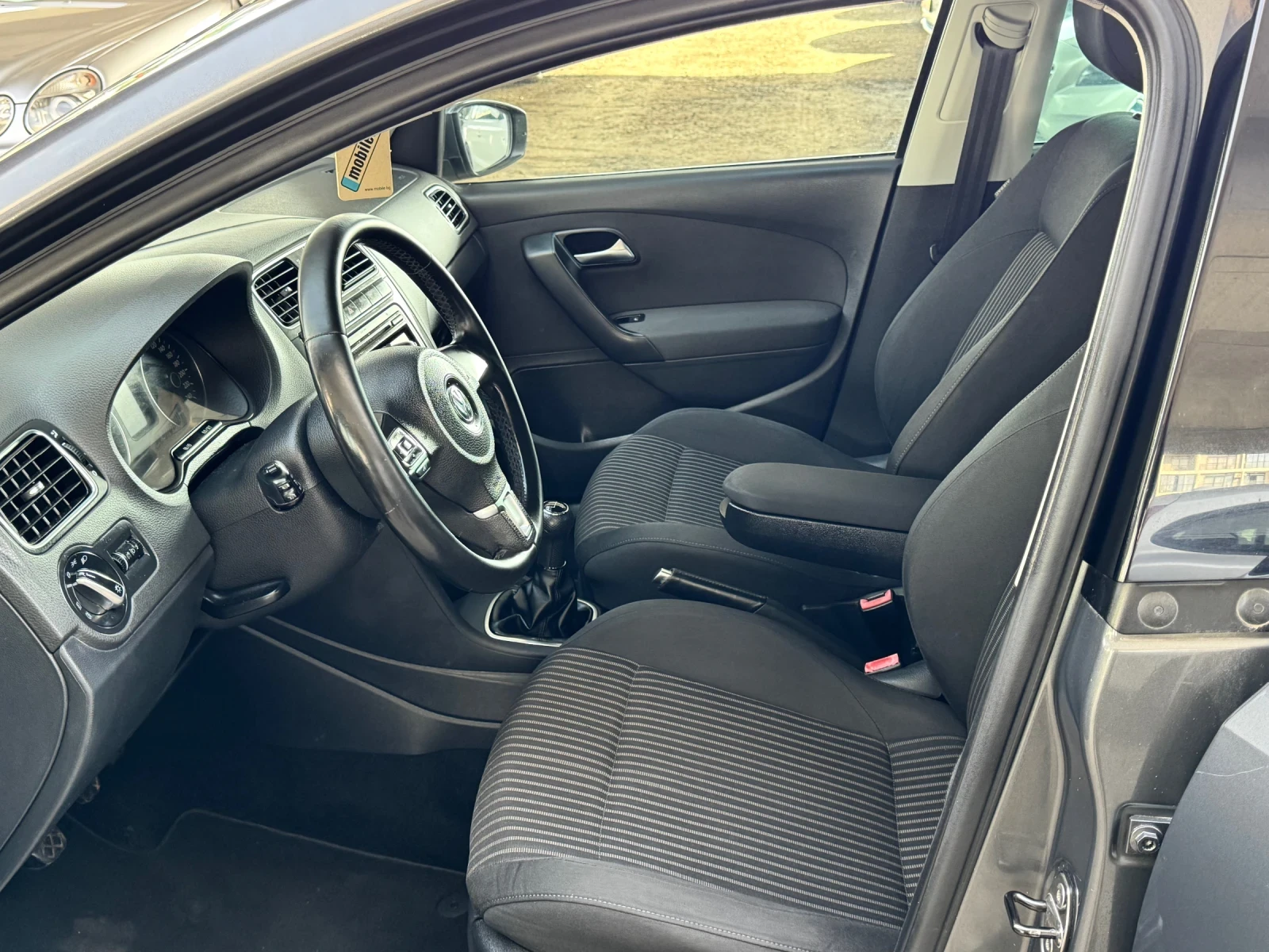 VW Polo 1.6-D. 90k.с, снимка 10 - Автомобили и джипове - 54195113