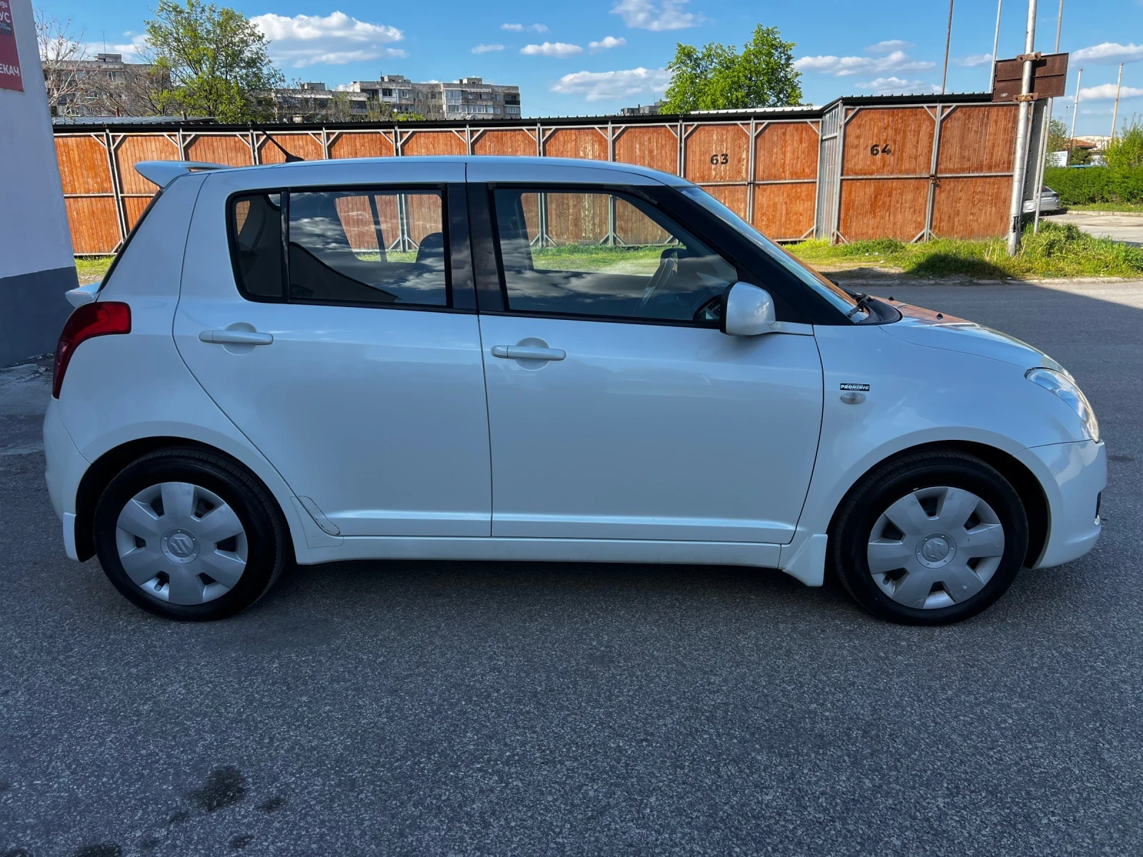 Suzuki Swift 1.3i 90�.� * ��������*  | Mobile.bg � ����������� 6