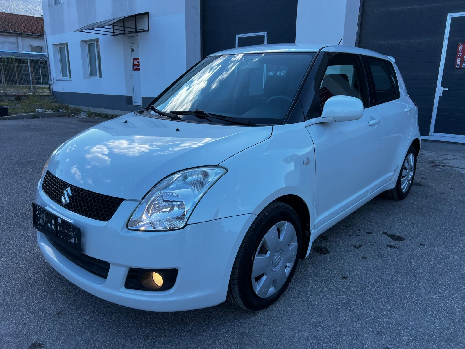 Suzuki Swift 1.3i 90�.� * ��������*  | Mobile.bg � ����������� 1