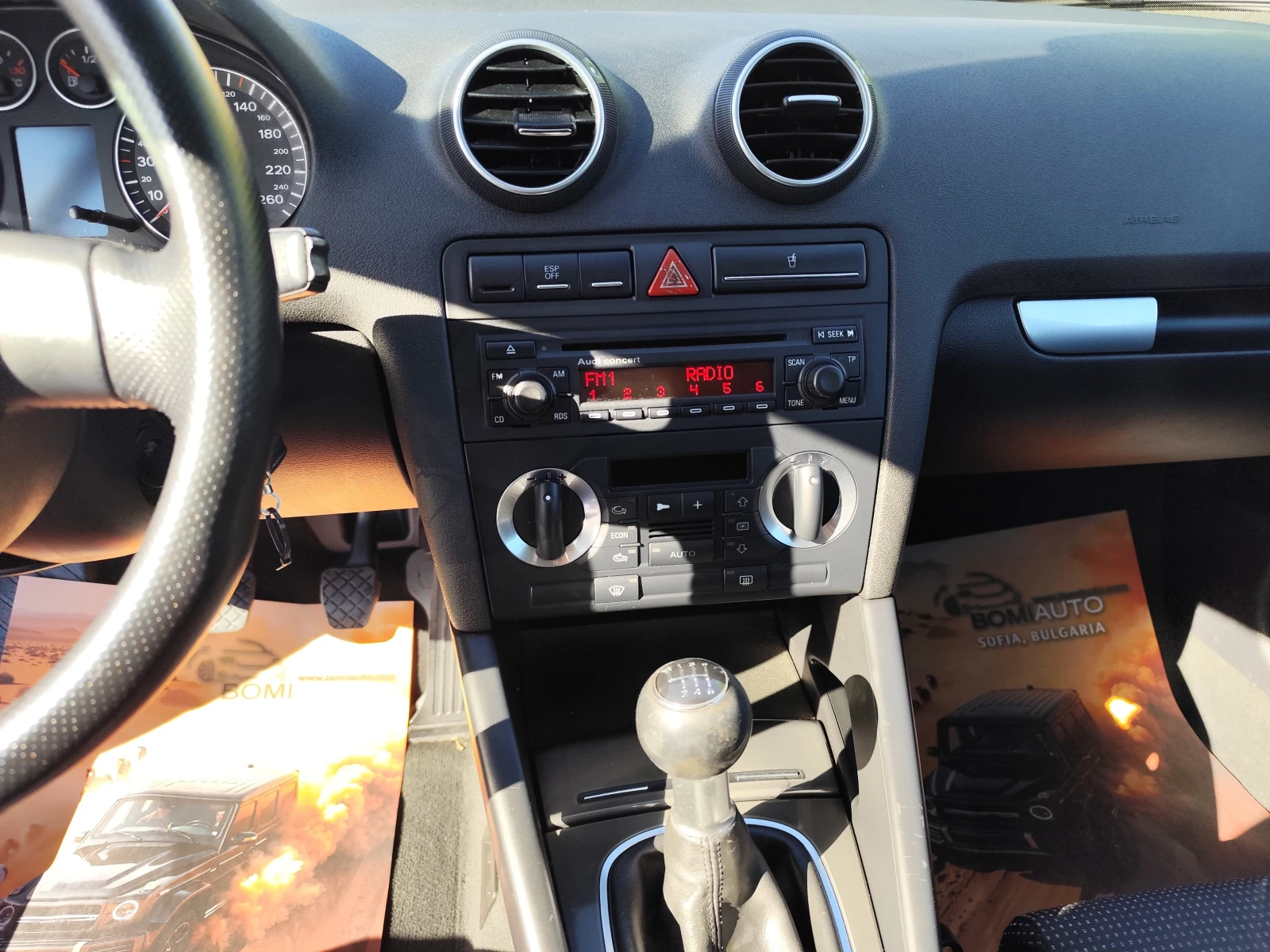 Audi A3 2.0TDi* Klimatronik* , снимка 9 - Автомобили и джипове - 54342916