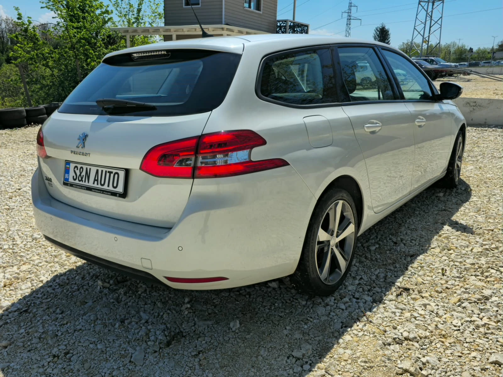 Peugeot 308 1.5 HDI Automat 173000, снимка 5 - Автомобили и джипове - 54451371