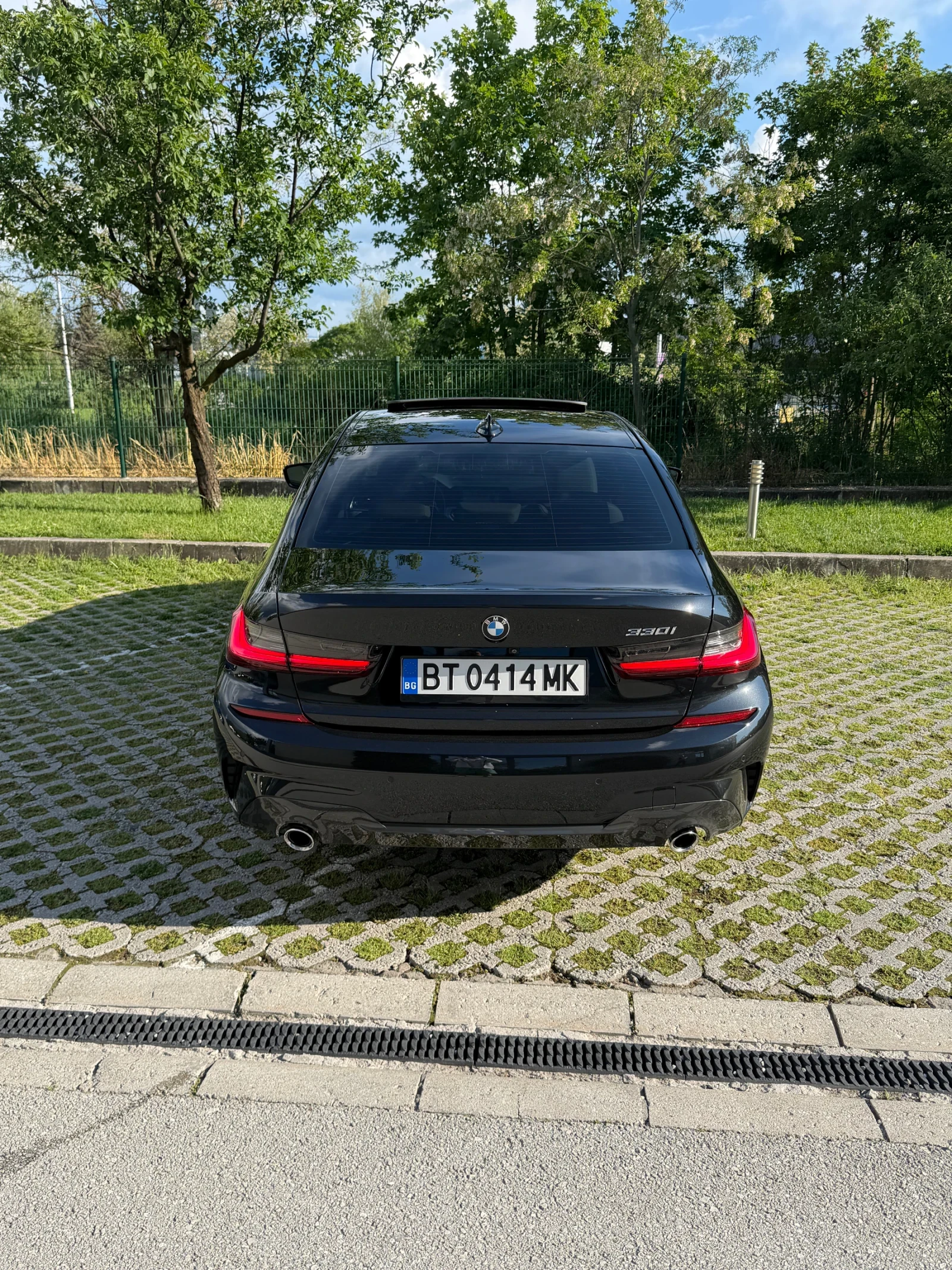 BMW 330, снимка 7 - Автомобили и джипове - 54665363