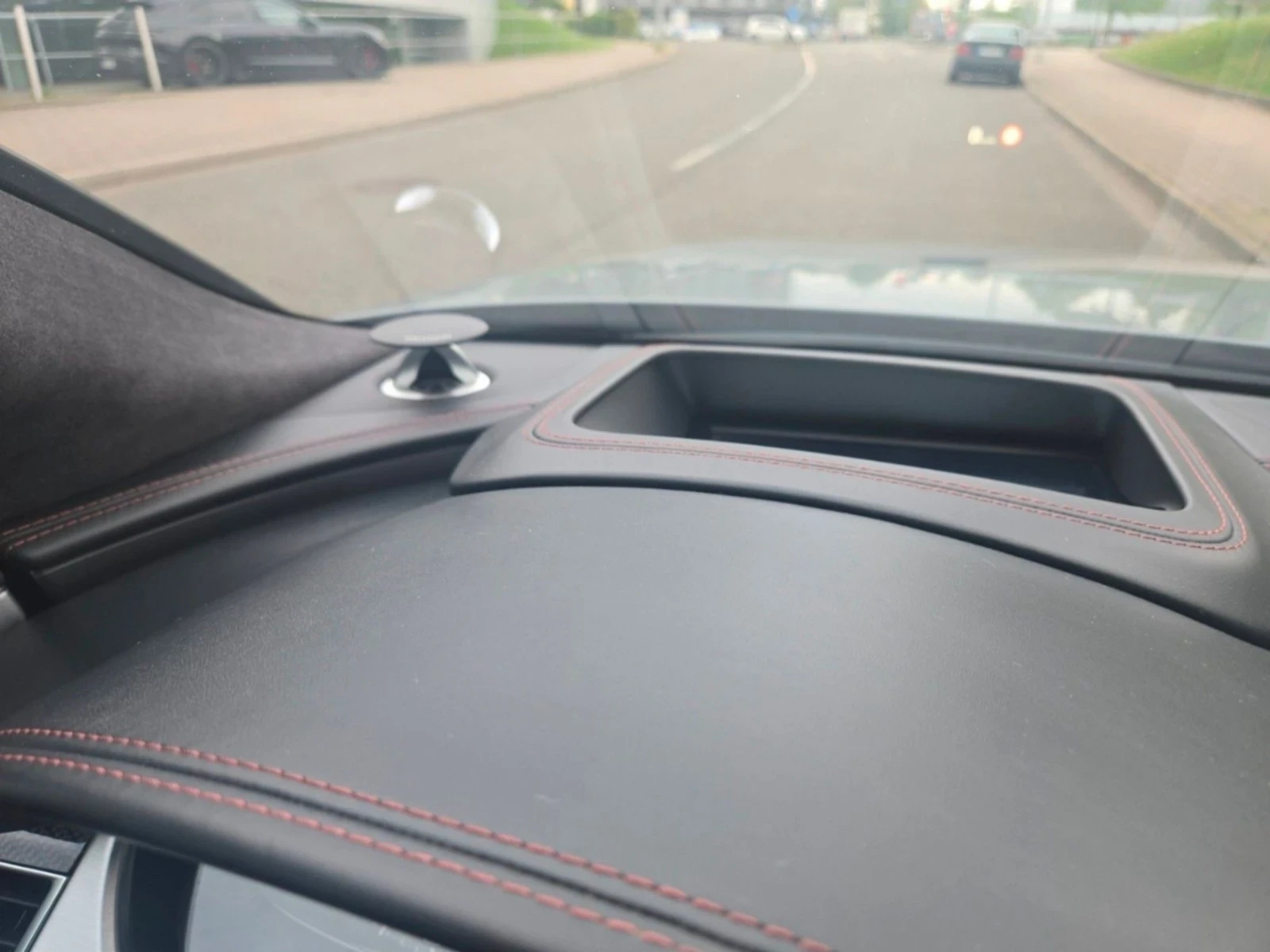 Audi S8 ОЧАКВАН ВНОС Audi S8 Plus MTM 740hpAKRAPOVIC, снимка 11 - Автомобили и джипове - 54729388