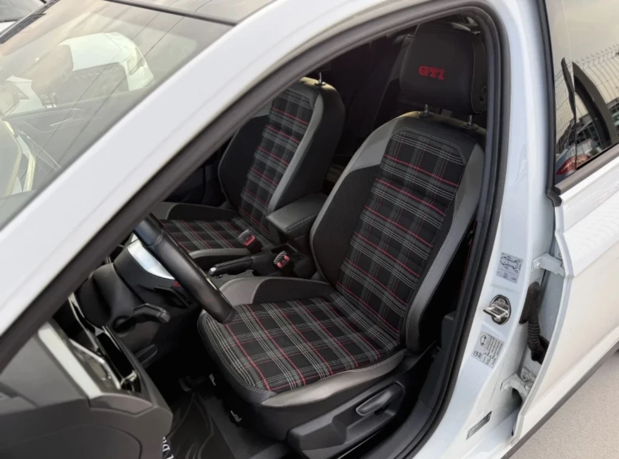 VW Polo GTI FULL OPTIONS, снимка 5 - Автомобили и джипове - 54747736