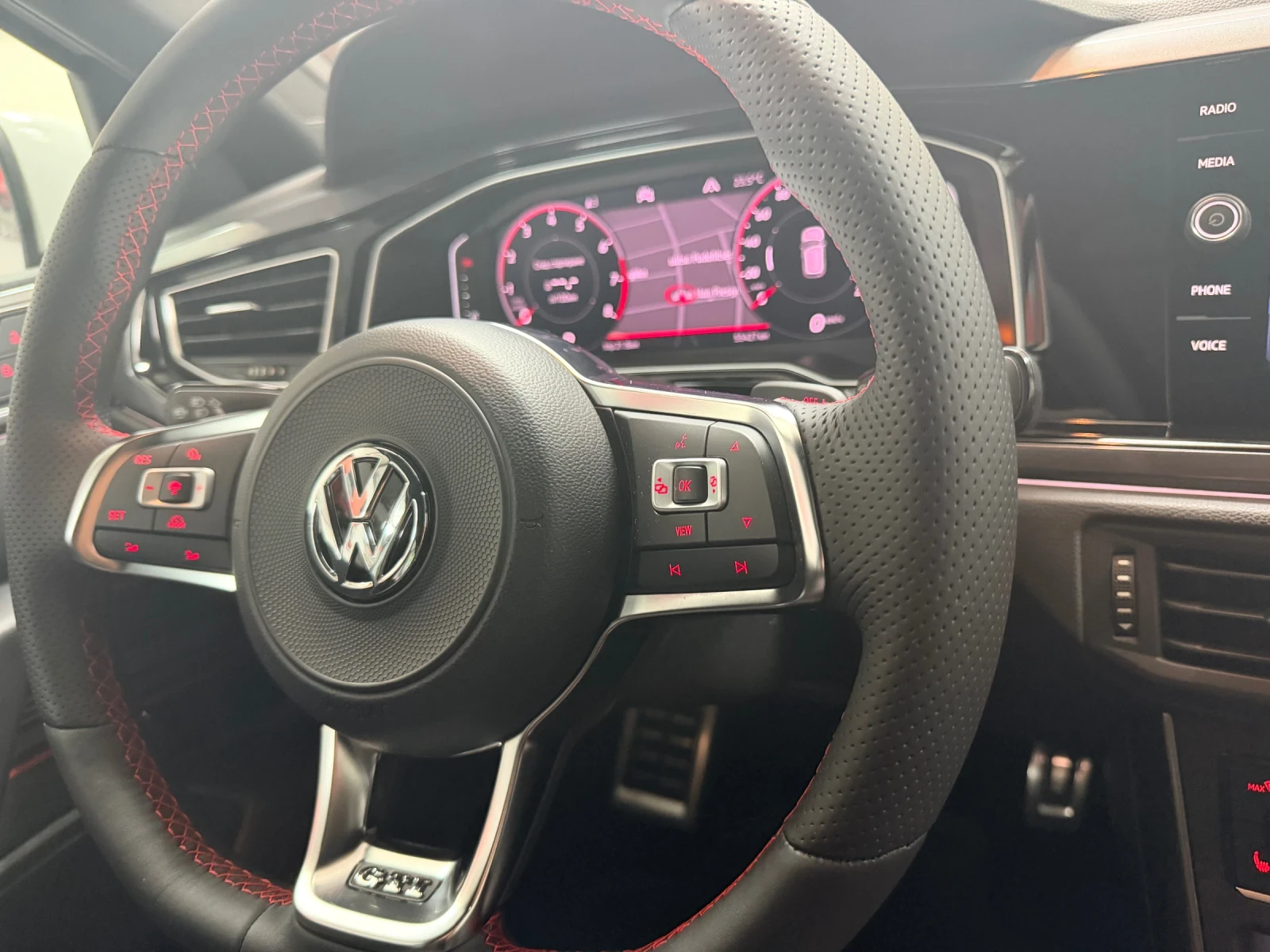 VW Polo GTI FULL OPTIONS, снимка 8 - Автомобили и джипове - 54747736