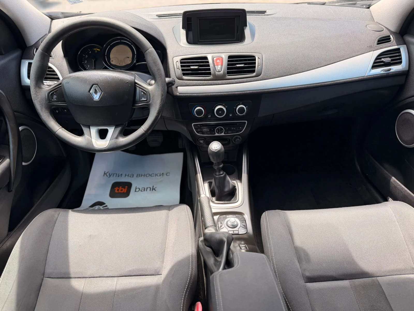 Renault Megane 1.5DCI, снимка 11 - Автомобили и джипове - 55103552
