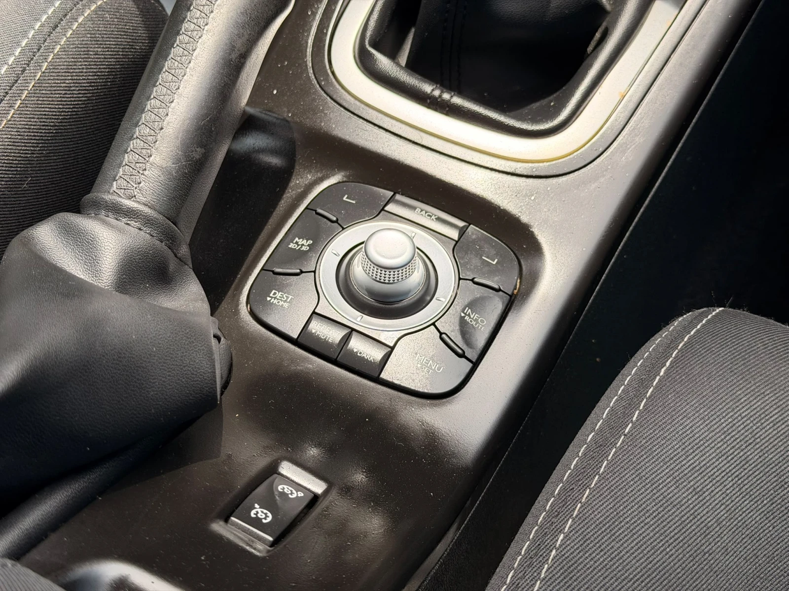Renault Megane 1.5DCI, снимка 14 - Автомобили и джипове - 55103552