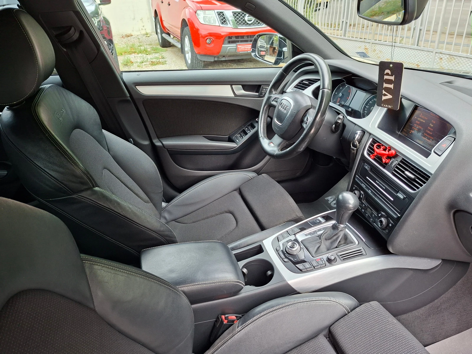 Audi A4 S-LINE, снимка 15 - Автомобили и джипове - 55412518