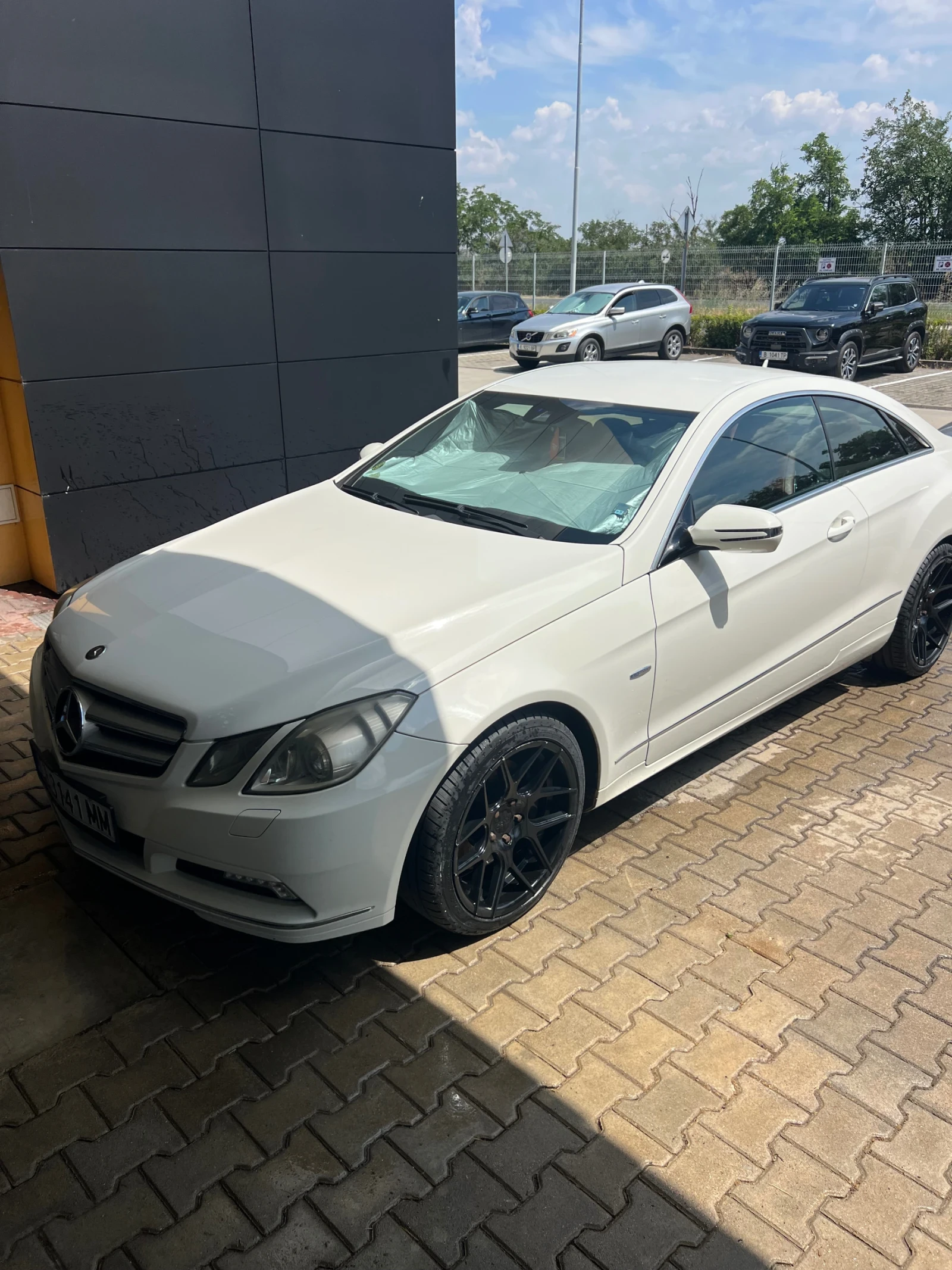 Mercedes-Benz E 250, снимка 5 - Автомобили и джипове - 55728437