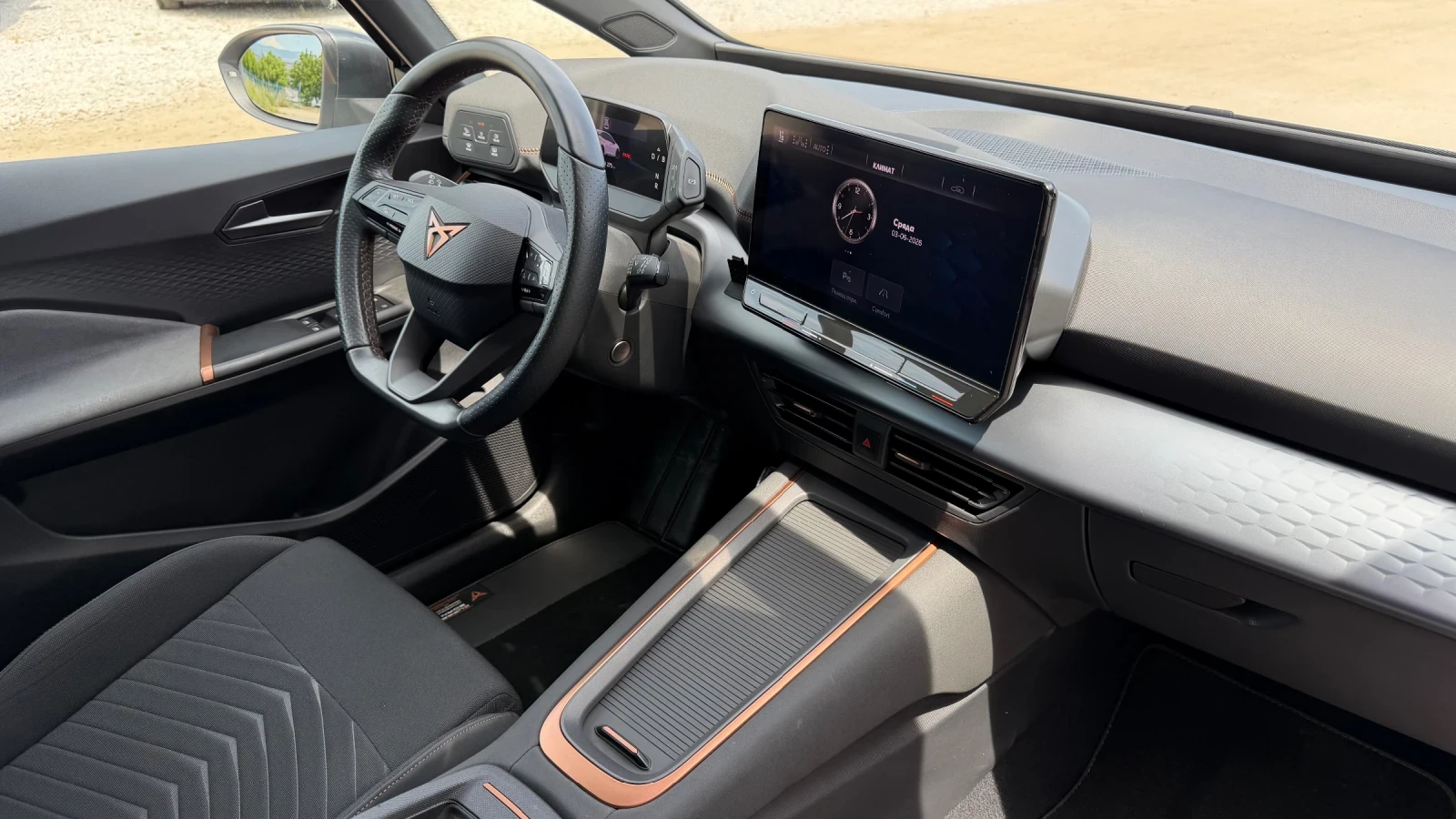 Cupra Born, снимка 11 - Автомобили и джипове - 56088470