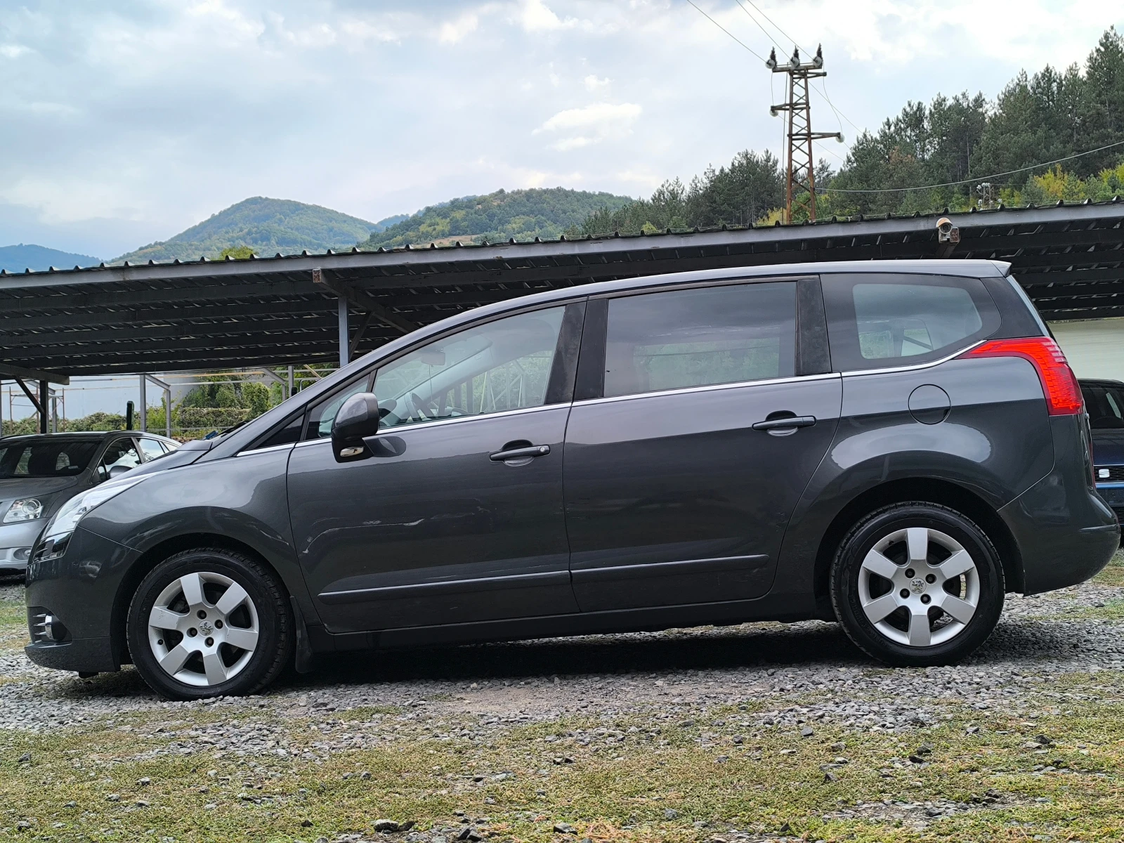 Peugeot 5008 FACE LIFT-1.6HDI-112кс-6 скор.-КЛИМАТРОНИК-EURO 5-, снимка 6 - Автомобили и джипове - 56192706