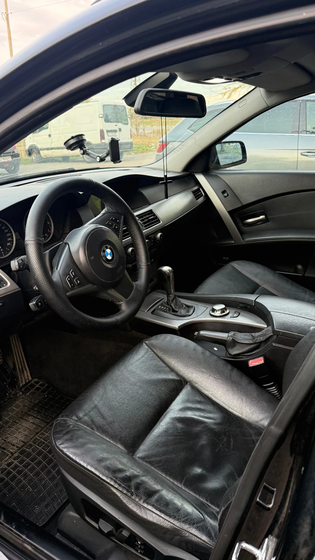 BMW 525, снимка 4 - Автомобили и джипове - 56708261