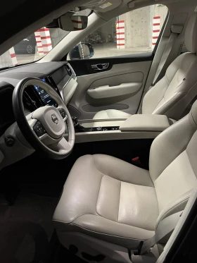 Volvo XC60 momentum T5, снимка 1