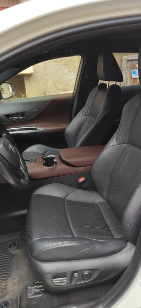 Toyota Venza LIMITED 2.5 Hybrid , снимка 11