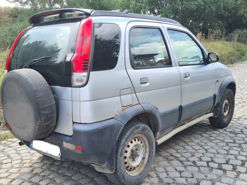 Daihatsu Terios 4x4, снимка 2 - Автомобили и джипове - 48483471